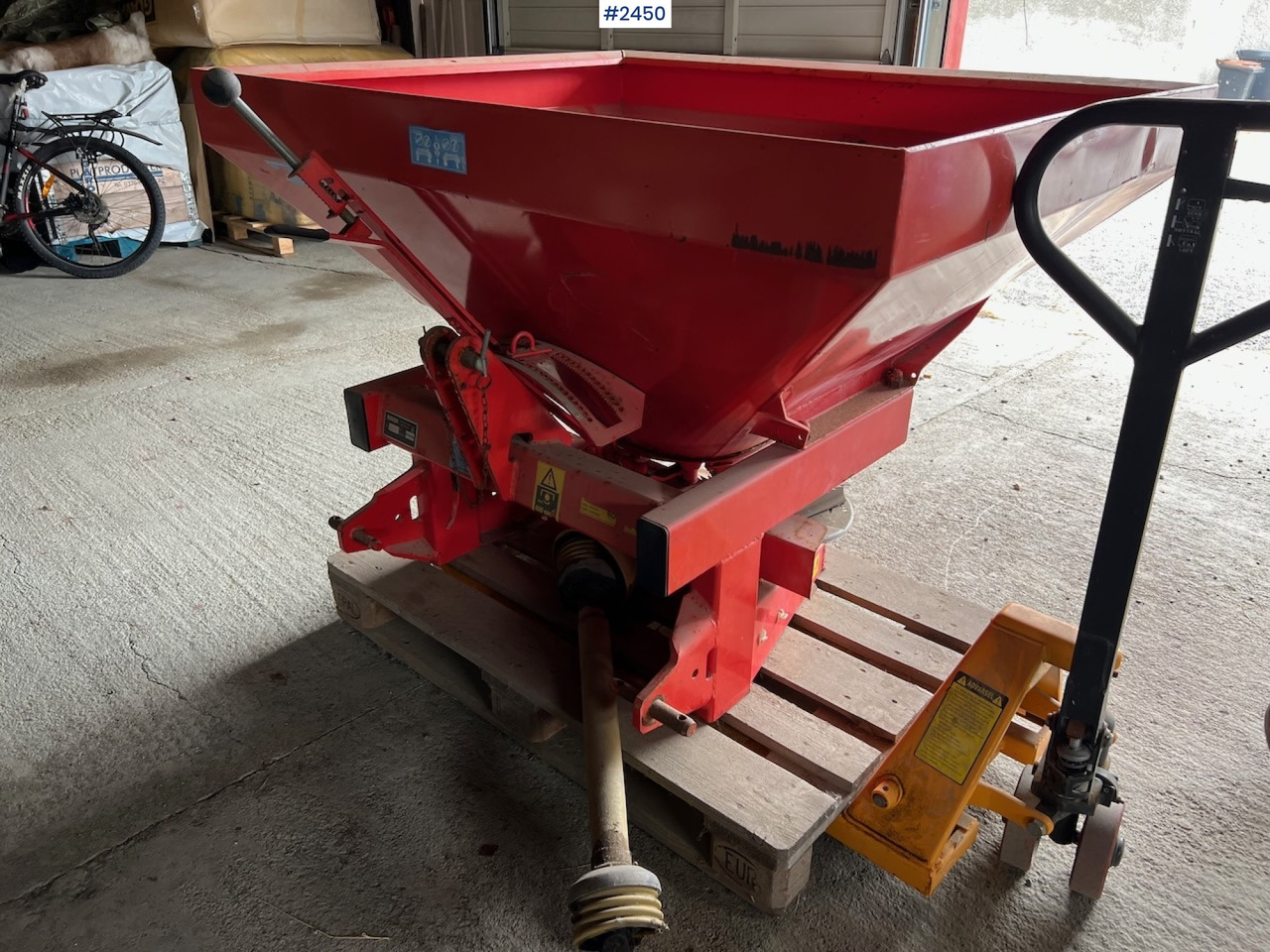 1995 Rauch ADS 601 Fertilizer spreader - Distributeur d'engrais: photos 3 1995 Rauch ADS 601 Fertilizer spreader - Distributeur d'engrais: photos 3