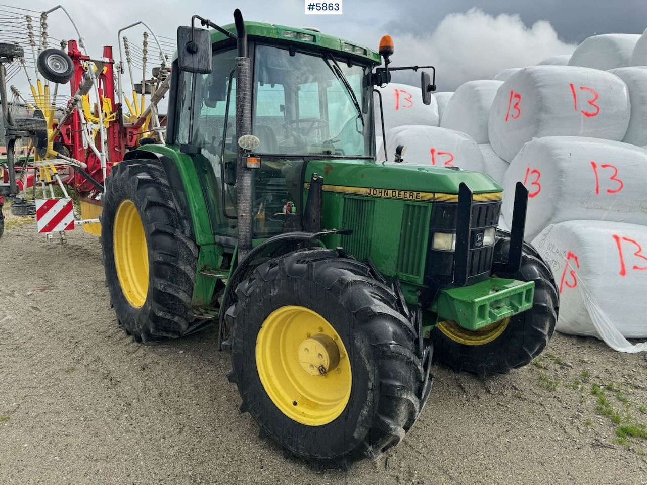 1996 John Deere 6400 4x4 w/ front loader. - Tracteur agricole: photos 2 1996 John Deere 6400 4x4 w/ front loader. - Tracteur agricole: photos 2