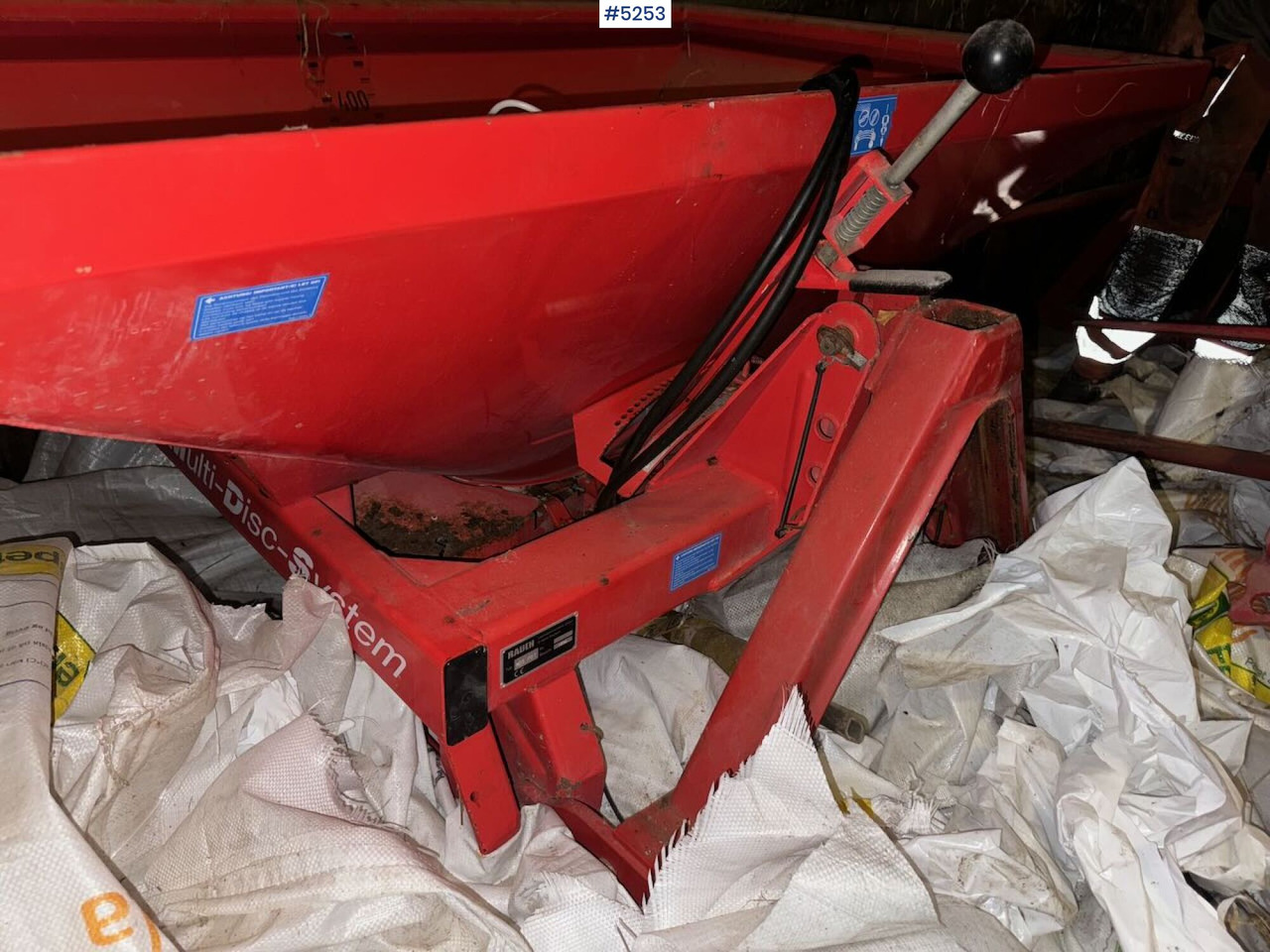 1996 Rauch MDS 701 - Distributeur d'engrais: photos 4 1996 Rauch MDS 701 - Distributeur d'engrais: photos 4