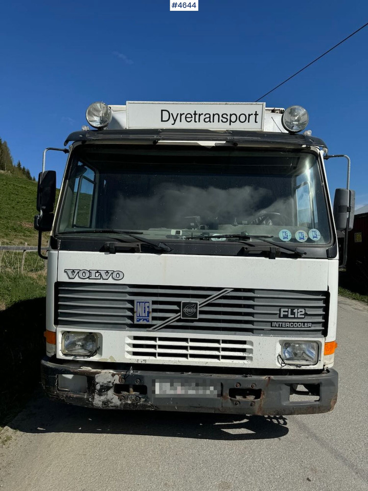 1997 Volvo FL12 6x2 Dyretransportbil - Camion bétaillère: photos 5 1997 Volvo FL12 6x2 Dyretransportbil - Camion bétaillère: photos 5