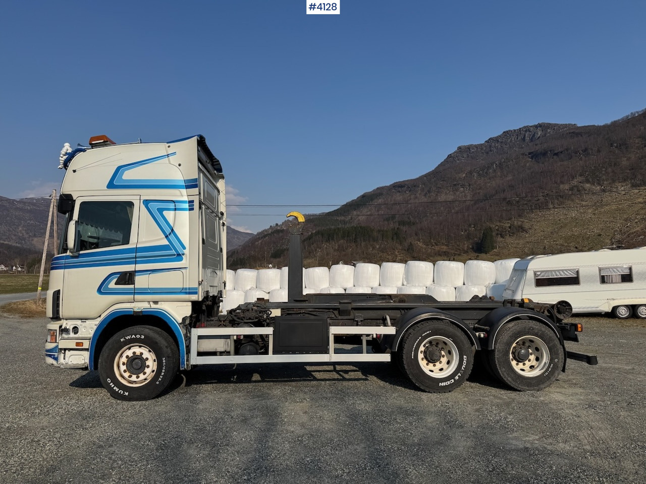 1999 Scania R 144G Hooklift - Camion ampliroll: photos 1 1999 Scania R 144G Hooklift - Camion ampliroll: photos 1
