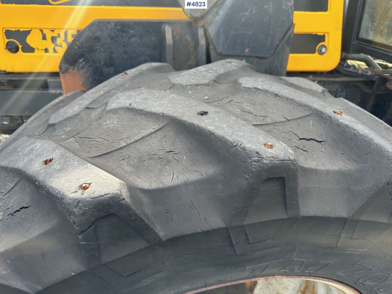 Tracteur agricole 2000 JCB Fastrac 4x4 tractor w/ loader, 2 new tires, gravel bucket or snow bucket. WATCH VIDEO.: photos 14