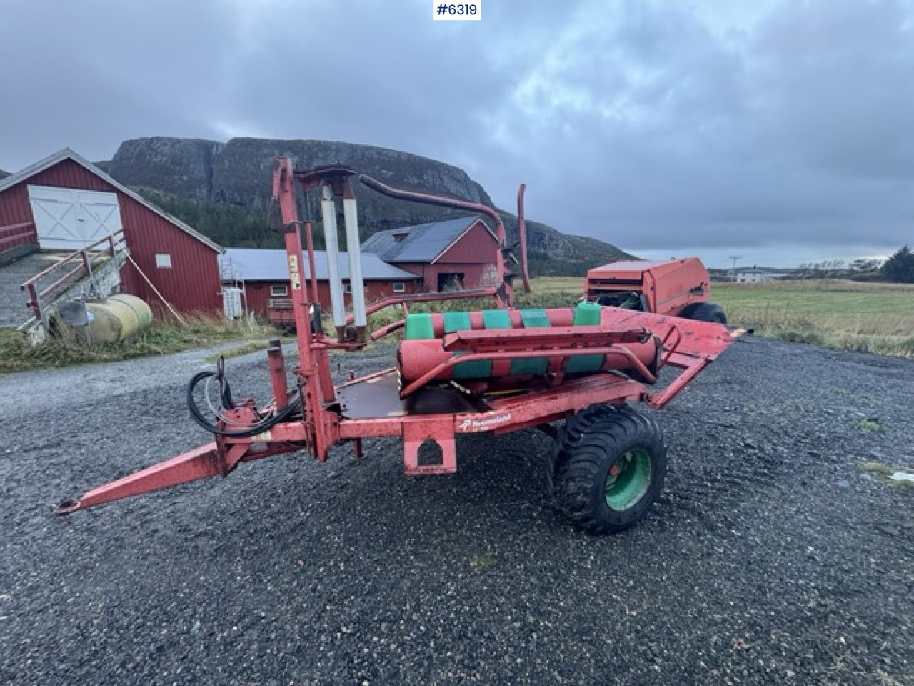 2002 Kverneland UN 7515 round bale wrapper - Matériel de fenaison: photos 1 2002 Kverneland UN 7515 round bale wrapper - Matériel de fenaison: photos 1