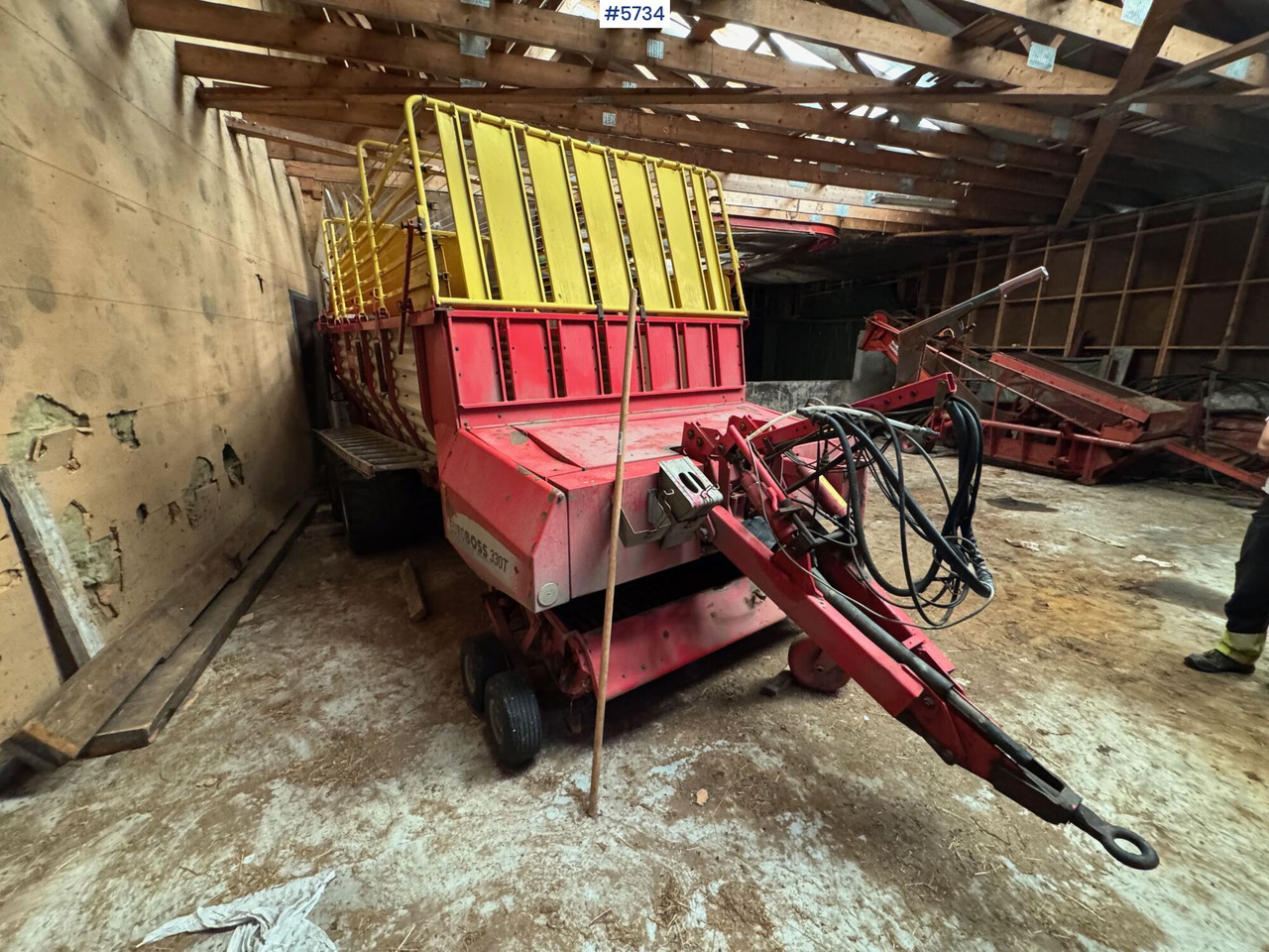 2005 Pottinger Euroboss 330t supermatic - Matériel de fenaison: photos 4 2005 Pottinger Euroboss 330t supermatic - Matériel de fenaison: photos 4