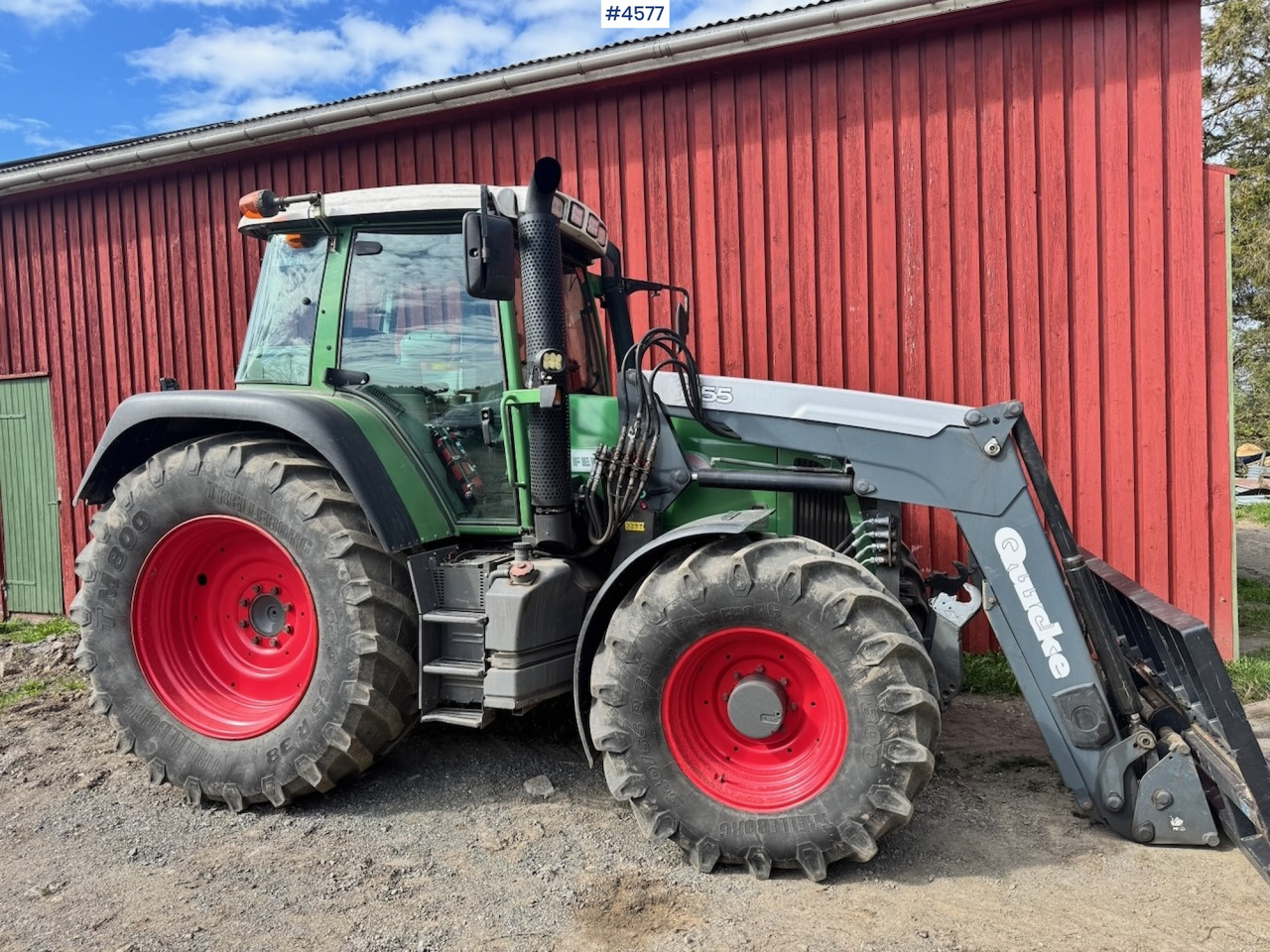 2009 Fendt 415 Vario 4x4 w/ Front hydraulics and Front loader. - Tracteur agricole: photos 3 2009 Fendt 415 Vario 4x4 w/ Front hydraulics and Front loader. - Tracteur agricole: photos 3