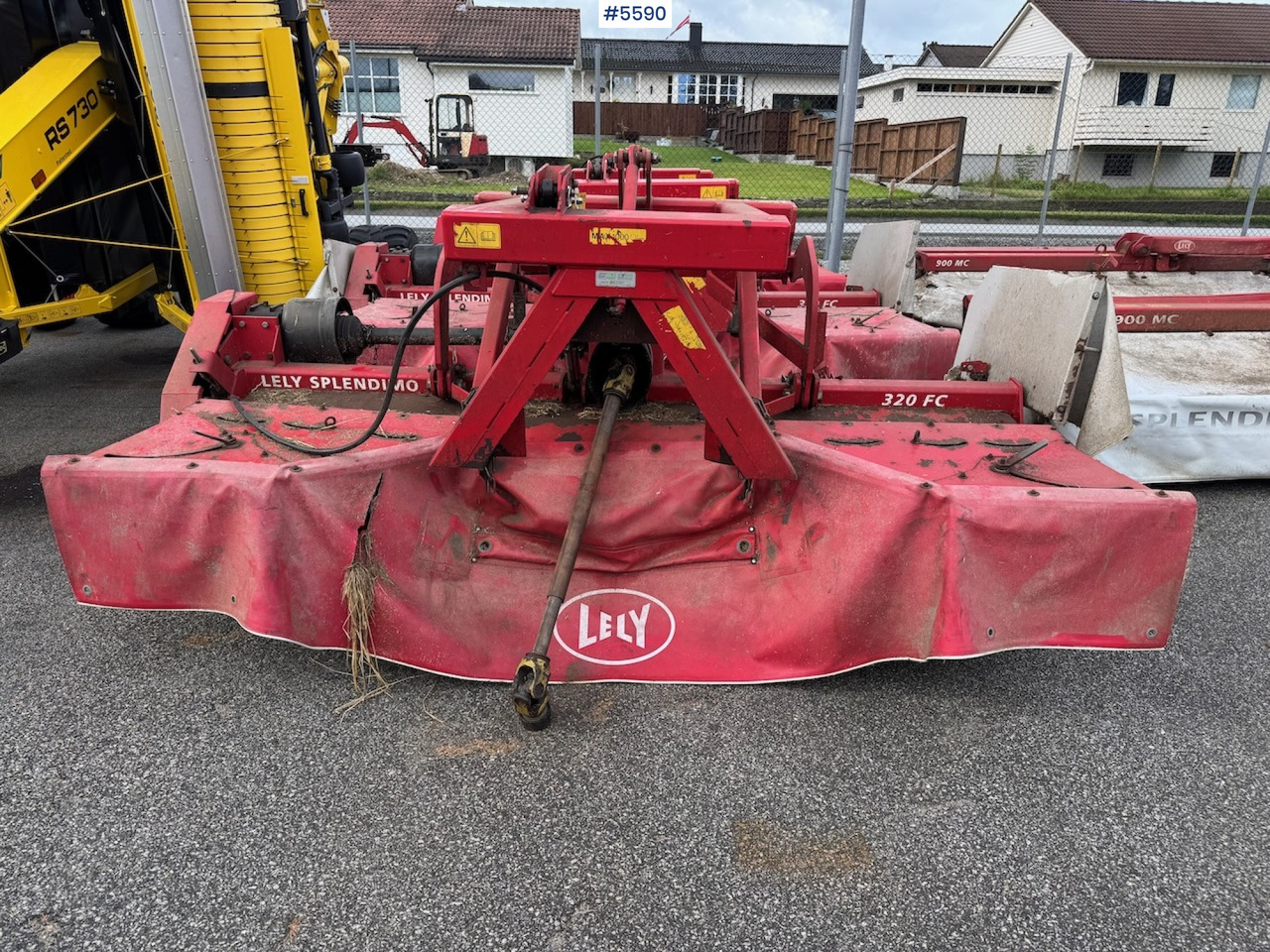 2011 Lely Spendimo 320 FC - Matériel de fenaison: photos 2 2011 Lely Spendimo 320 FC - Matériel de fenaison: photos 2