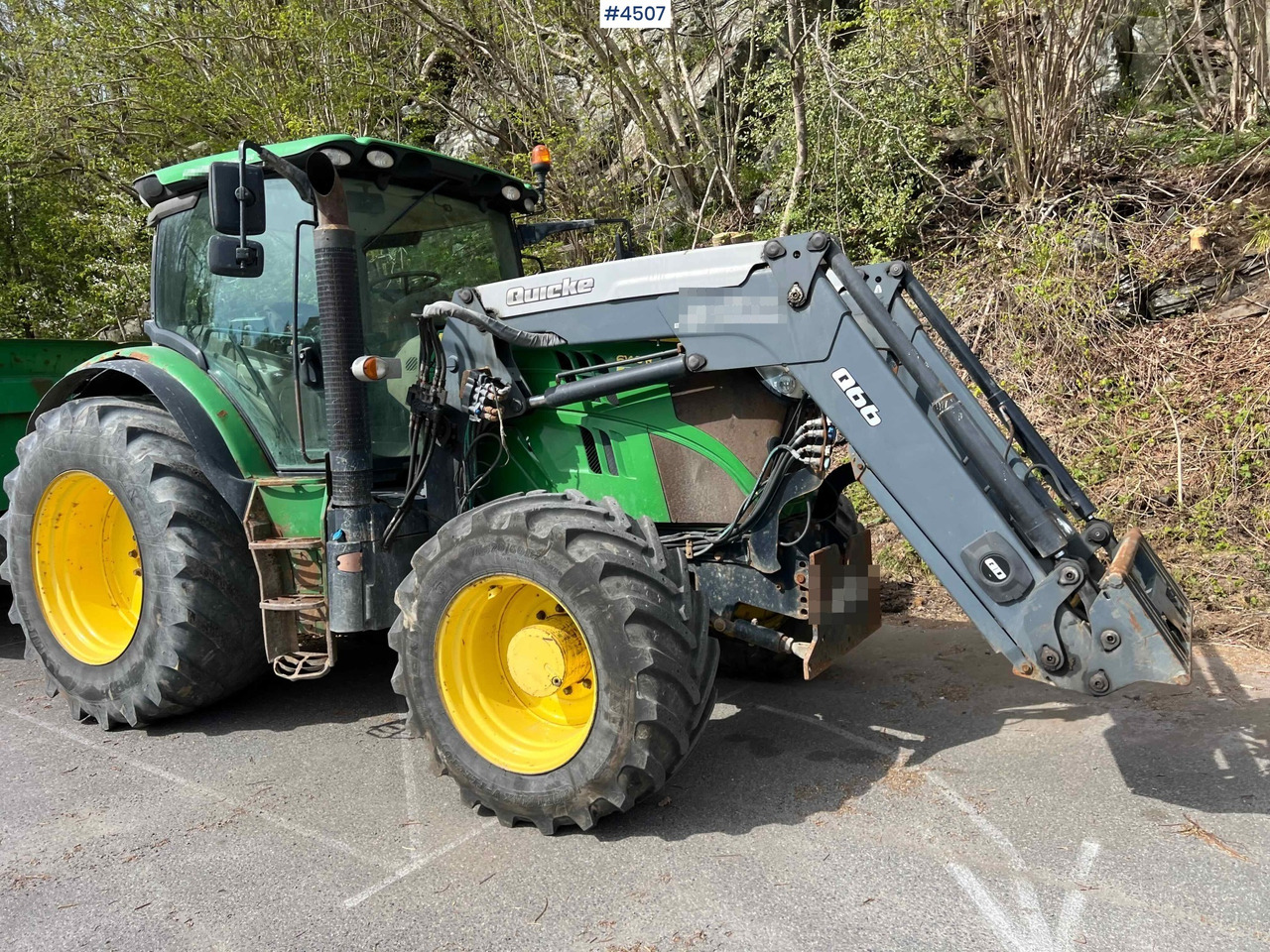 2012 John Deere 6140R w/ front loader - Tracteur agricole: photos 4 2012 John Deere 6140R w/ front loader - Tracteur agricole: photos 4