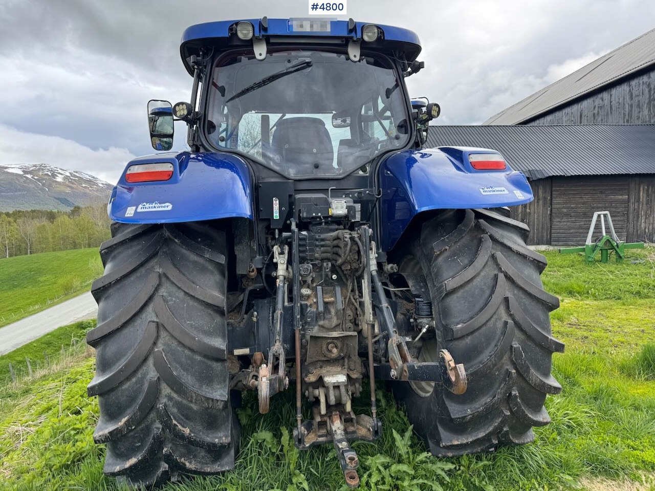 2013 New Holland T7.210 AC Blue Power m/ Frontlaster - Tracteur agricole: photos 4 2013 New Holland T7.210 AC Blue Power m/ Frontlaster - Tracteur agricole: photos 4