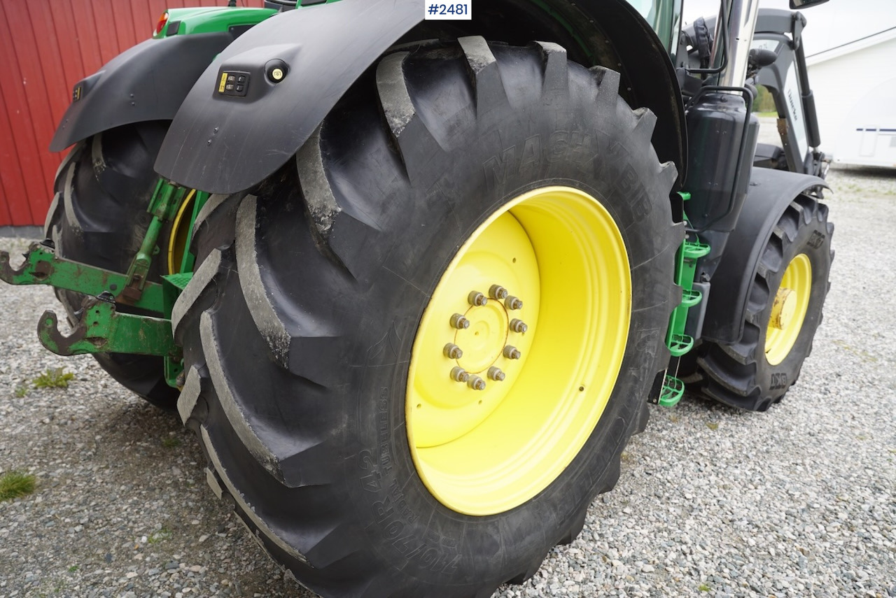 Tracteur agricole 2017 John Deere 6215R w/Quicke loader and front hydraulics: photos 33 Tracteur agricole 2017 John Deere 6215R w/Quicke loader and front hydraulics: photos 33