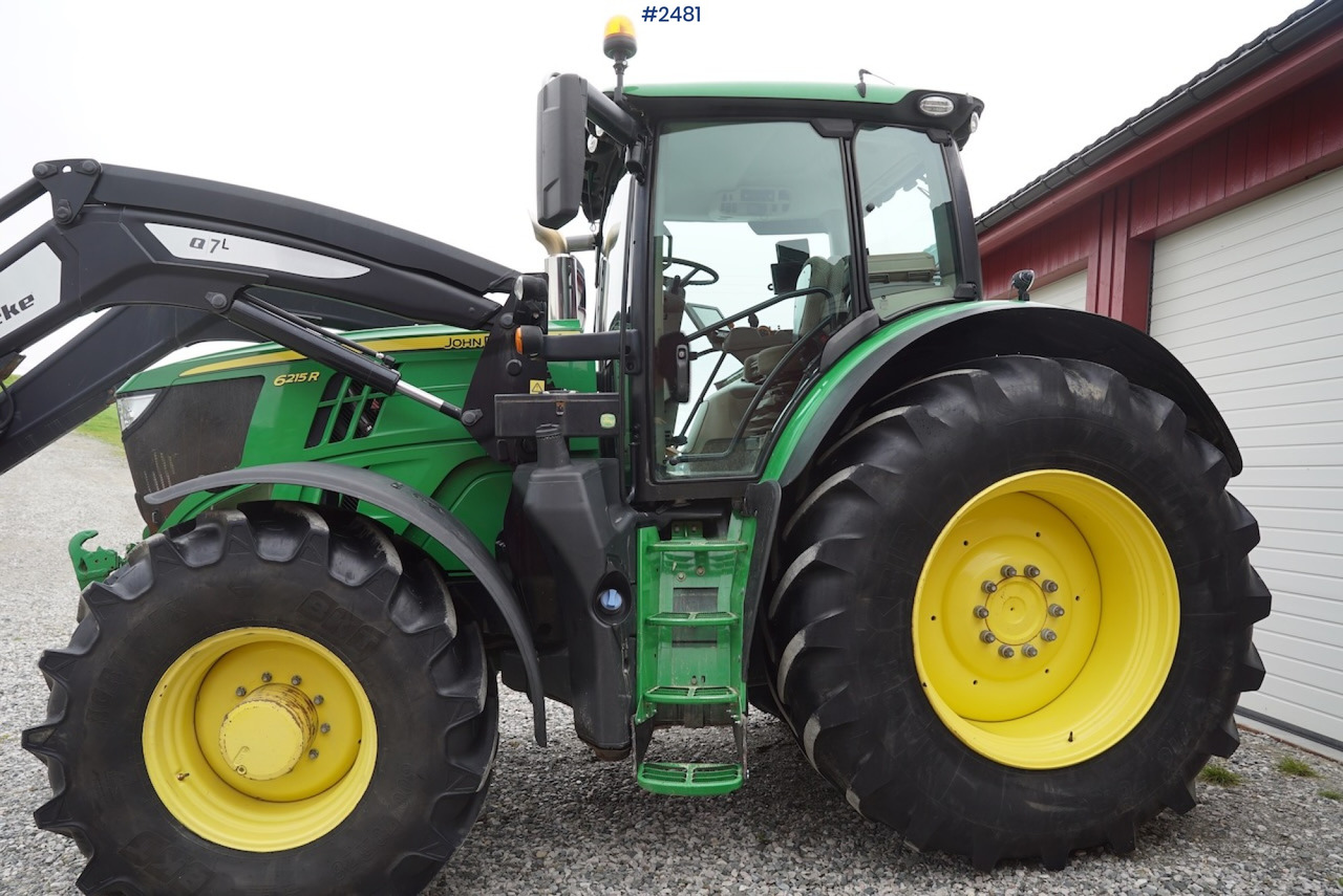 2017 John Deere 6215R w/Quicke loader and front hydraulics - Tracteur agricole: photos 4 2017 John Deere 6215R w/Quicke loader and front hydraulics - Tracteur agricole: photos 4