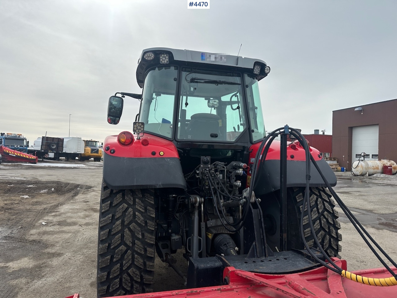 Tracteur agricole 2018 Massey Ferguson MF5713 S w/ 2020 Dalen snow blower: photos 9 Tracteur agricole 2018 Massey Ferguson MF5713 S w/ 2020 Dalen snow blower: photos 9