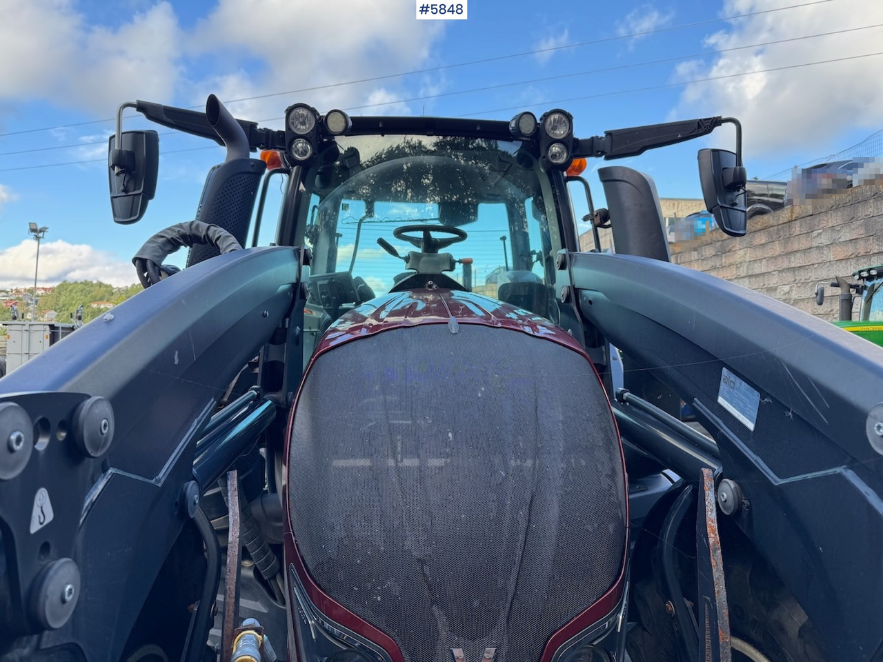 2018 Valtra N174 w/ front loader and plow plate. - Tracteur agricole: photos 4 2018 Valtra N174 w/ front loader and plow plate. - Tracteur agricole: photos 4
