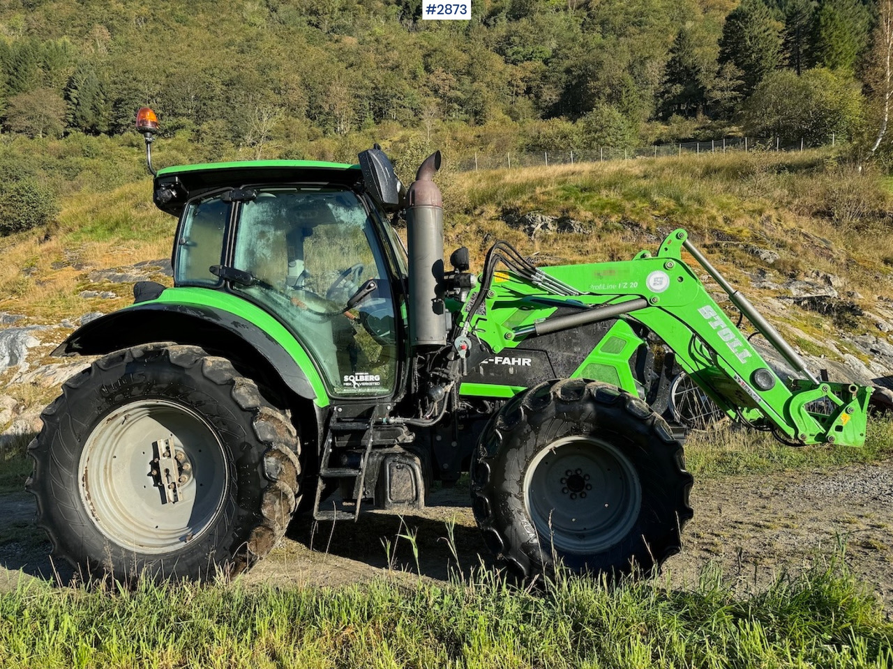 2019 Deutz-Fahr 6120 TV w/front loader and twin wheels - Tracteur agricole: photos 2 2019 Deutz-Fahr 6120 TV w/front loader and twin wheels - Tracteur agricole: photos 2