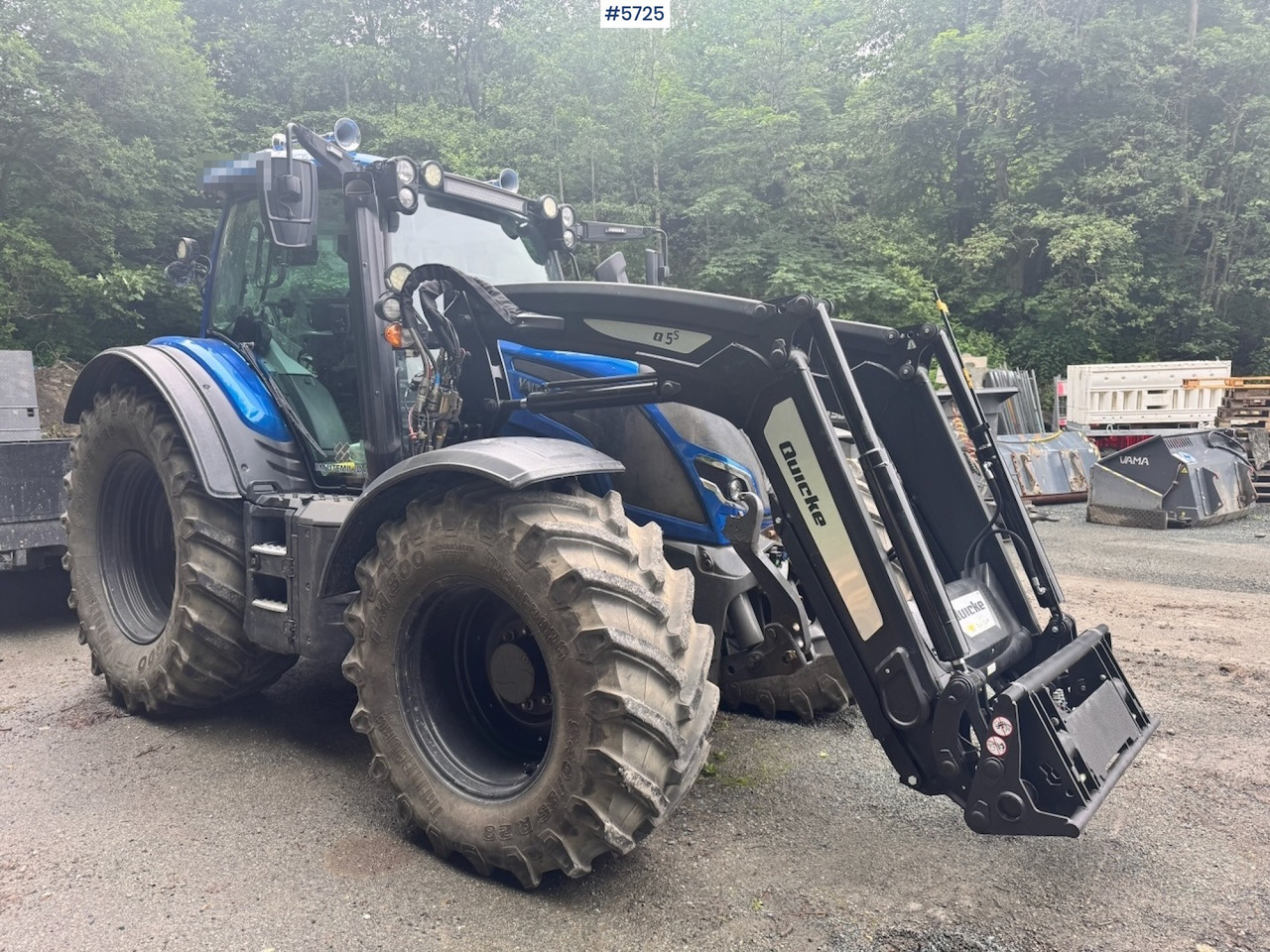 Tracteur agricole 2022 Valtra N175 4x4 w/ Front loader, Hydraulics, Bucket and Pallet forks. Overhauled.: photos 18