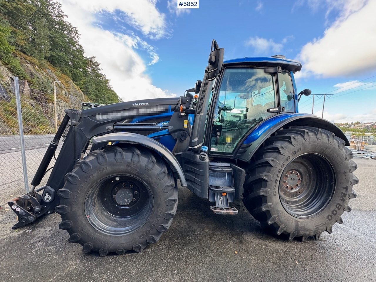 2022 Valtra N175 w/ front loader. - Tracteur agricole: photos 4 2022 Valtra N175 w/ front loader. - Tracteur agricole: photos 4
