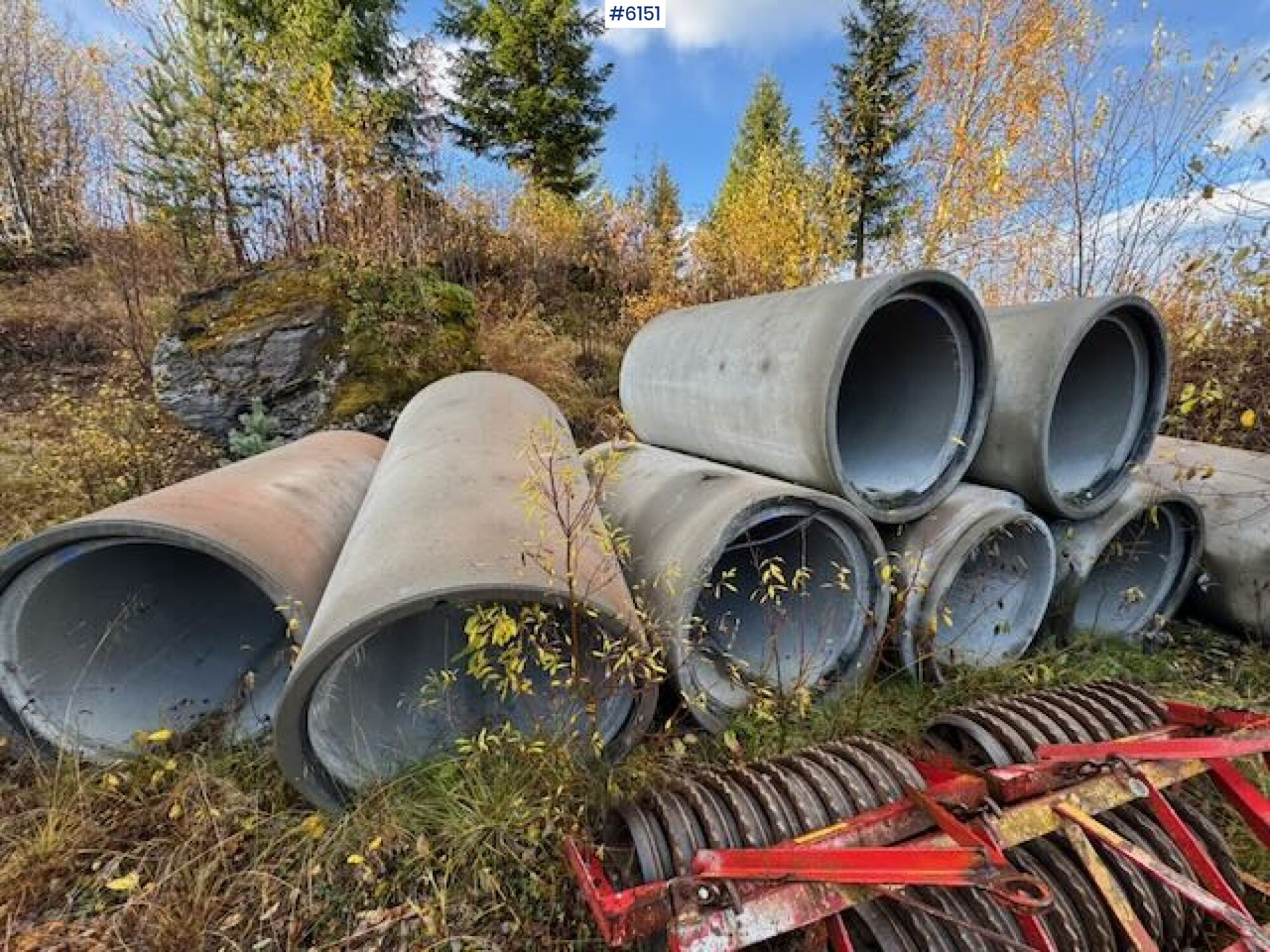 9 concrete pipes - Matériel de chantier: photos 2 9 concrete pipes - Matériel de chantier: photos 2