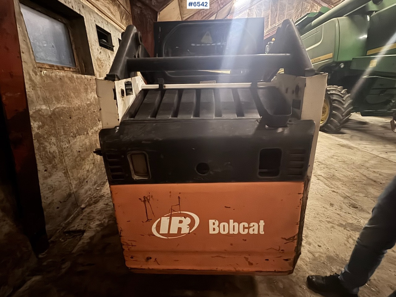 Approx. 1993 Bobcat 7753 skid steer - Valet de ferme: photos 4 Approx. 1993 Bobcat 7753 skid steer - Valet de ferme: photos 4