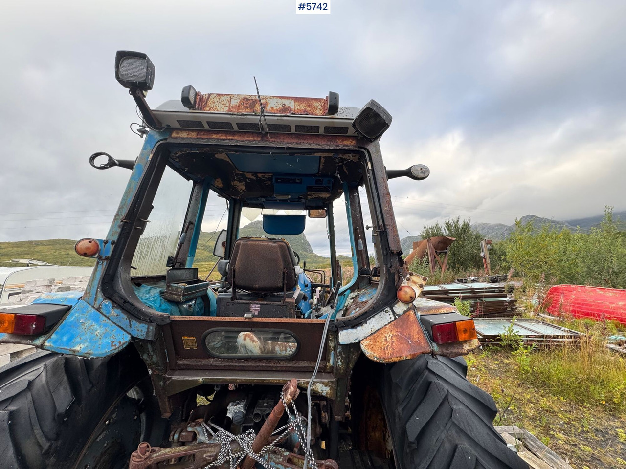 Circa 1987 Ford 7700 with Malm Orstad loader! - Tracteur agricole: photos 4 Circa 1987 Ford 7700 with Malm Orstad loader! - Tracteur agricole: photos 4