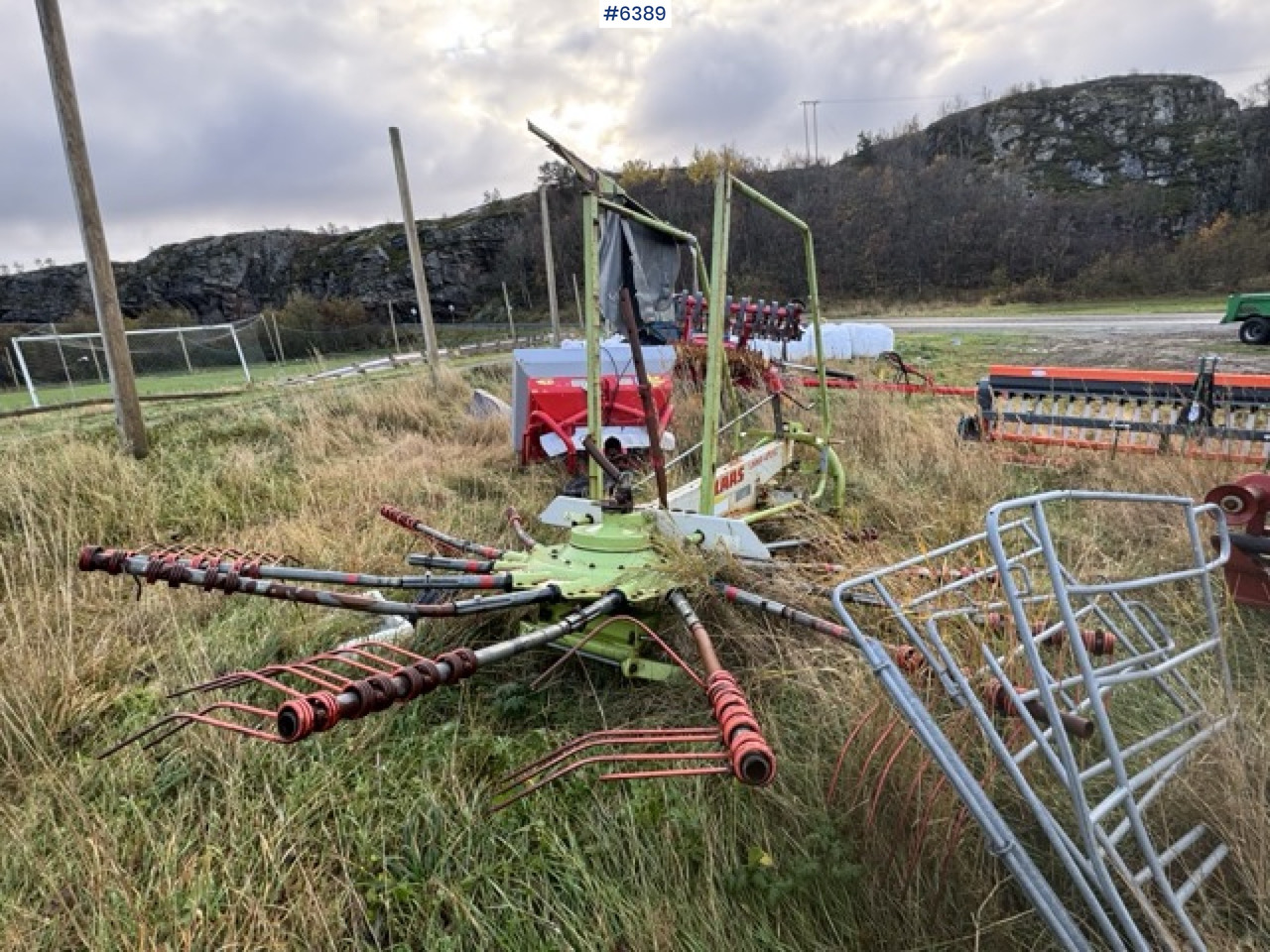 Claas Liner 470S - Matériel de fenaison: photos 3 Claas Liner 470S - Matériel de fenaison: photos 3