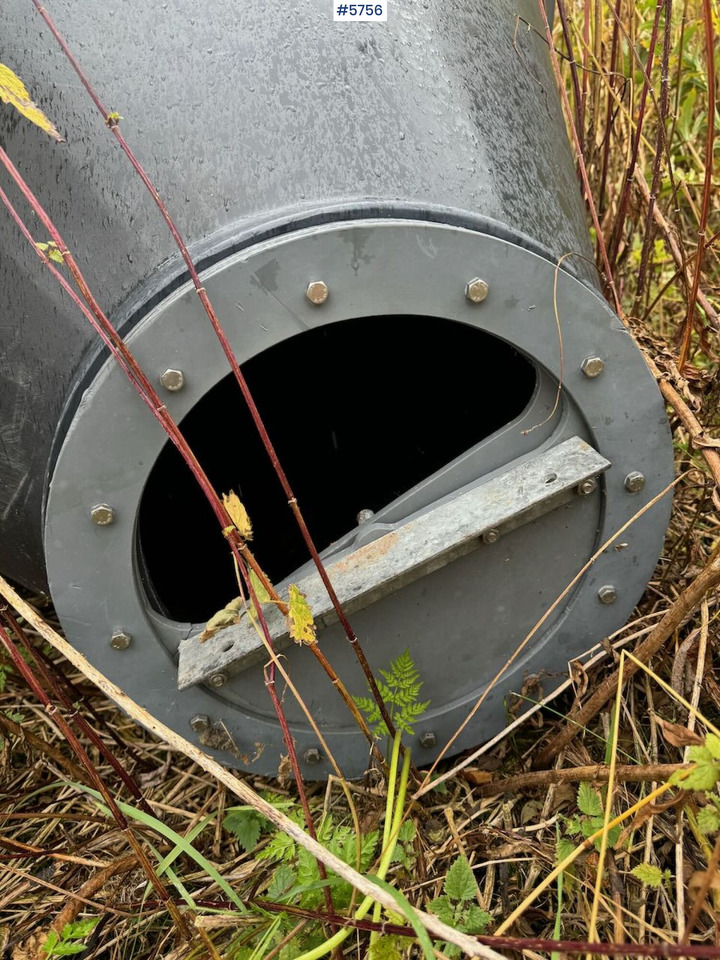 Flour Silo - Matériel d'élevage: photos 5 Flour Silo - Matériel d'élevage: photos 5