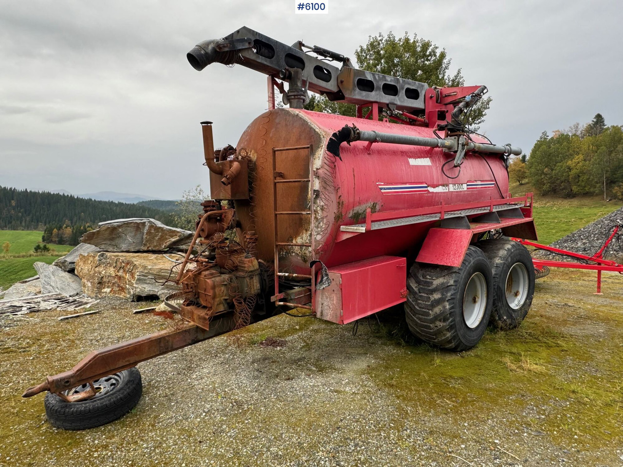 Høgborg 12,000L fertilizer trailer - Tonne à lisier: photos 3 Høgborg 12,000L fertilizer trailer - Tonne à lisier: photos 3