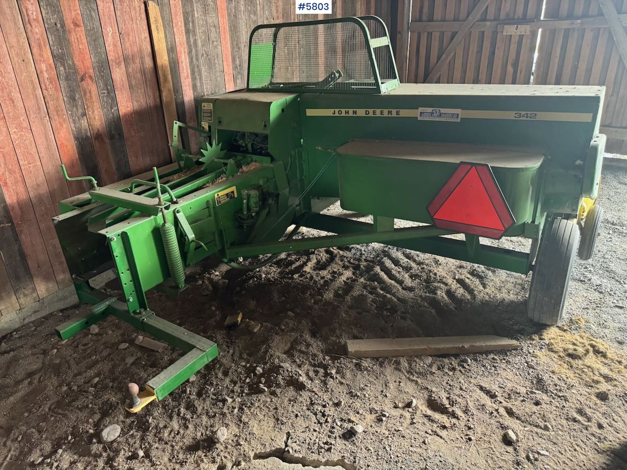John Deere 342 - Matériel de fenaison: photos 5 John Deere 342 - Matériel de fenaison: photos 5