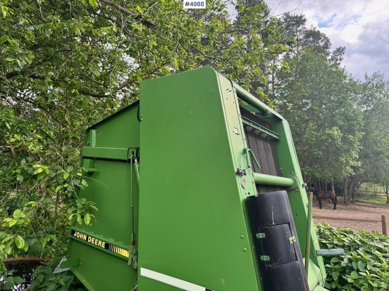 John Deere 550 Round baler with control box - Matériel de fenaison: photos 4 John Deere 550 Round baler with control box - Matériel de fenaison: photos 4