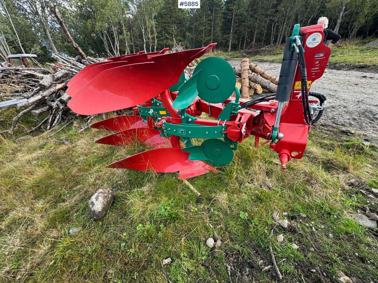 Kverneland 150S reversible plough, 3-furrow, year 2022. Never used – like new! - Outils du sol: photos 4 Kverneland 150S reversible plough, 3-furrow, year 2022. Never used – like new! - Outils du sol: photos 4