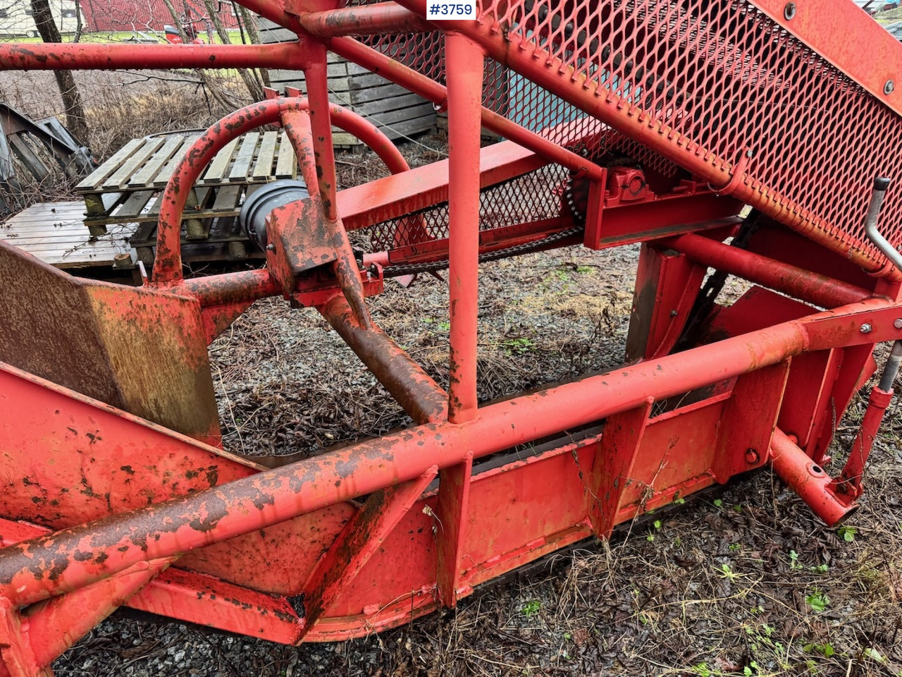 Machine agricole 2013 Globus GSS07B01 Stone picker: photos 6
