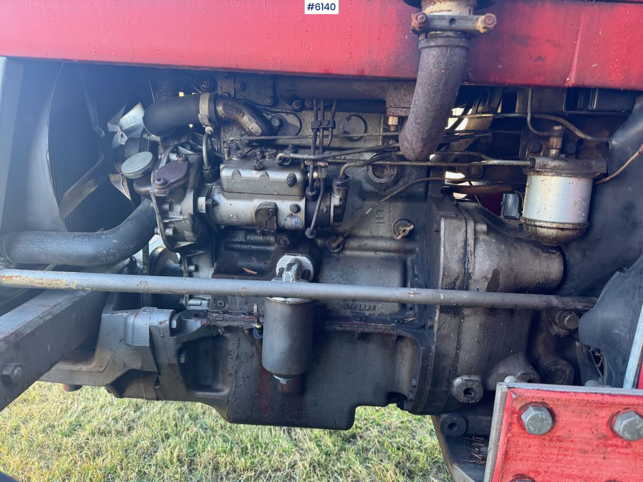 Tracteur agricole Massey Ferguson 133: photos 15 Tracteur agricole Massey Ferguson 133: photos 15