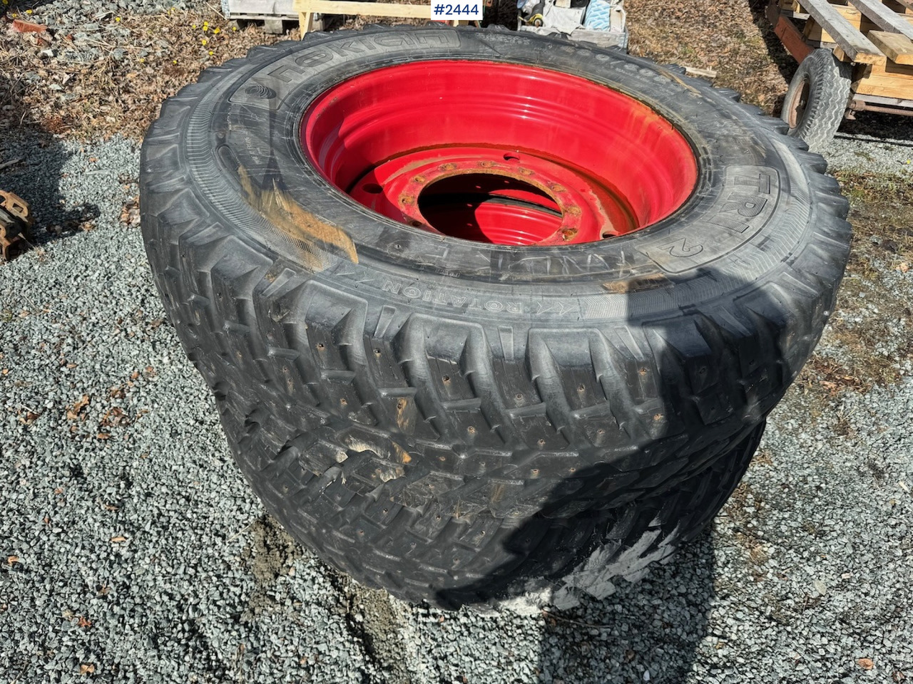 Nokian TRI2 wheelset from Fendt 936 - Roue complète pour Machine agricole: photos 4 Nokian TRI2 wheelset from Fendt 936 - Roue complète pour Machine agricole: photos 4