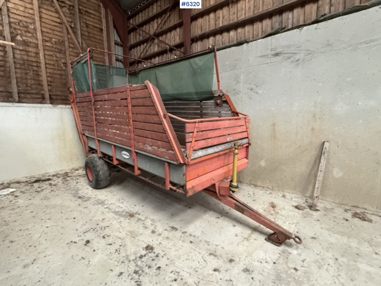 Underhaug 370 unloading wagon with discharge roller - Matériel de fenaison: photos 3 Underhaug 370 unloading wagon with discharge roller - Matériel de fenaison: photos 3