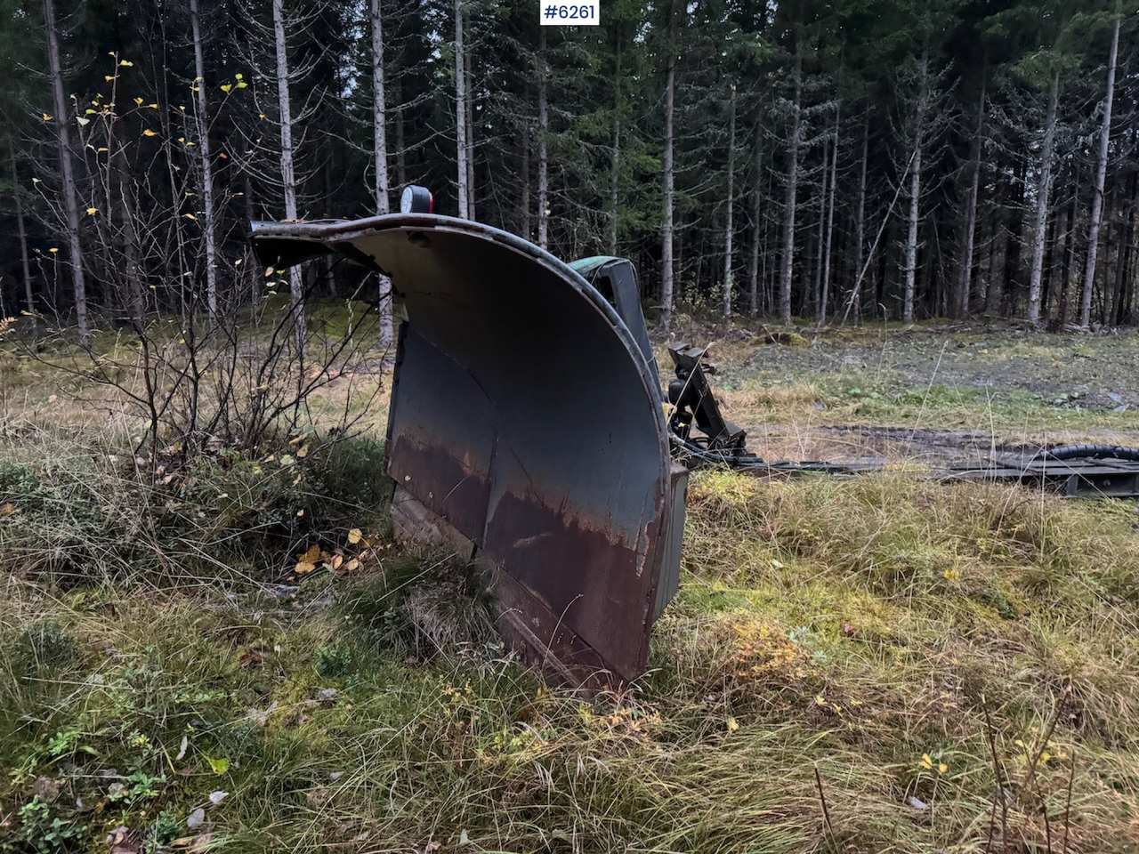 Uni-Väg UV-320 Vikplog - Véhicule de voirie/ Spécial: photos 2 Uni-Väg UV-320 Vikplog - Véhicule de voirie/ Spécial: photos 2