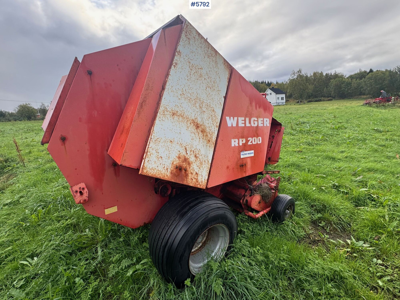 Welger RP 200 Mastercut round baler. Partially repaired object. - Matériel de fenaison: photos 4 Welger RP 200 Mastercut round baler. Partially repaired object. - Matériel de fenaison: photos 4