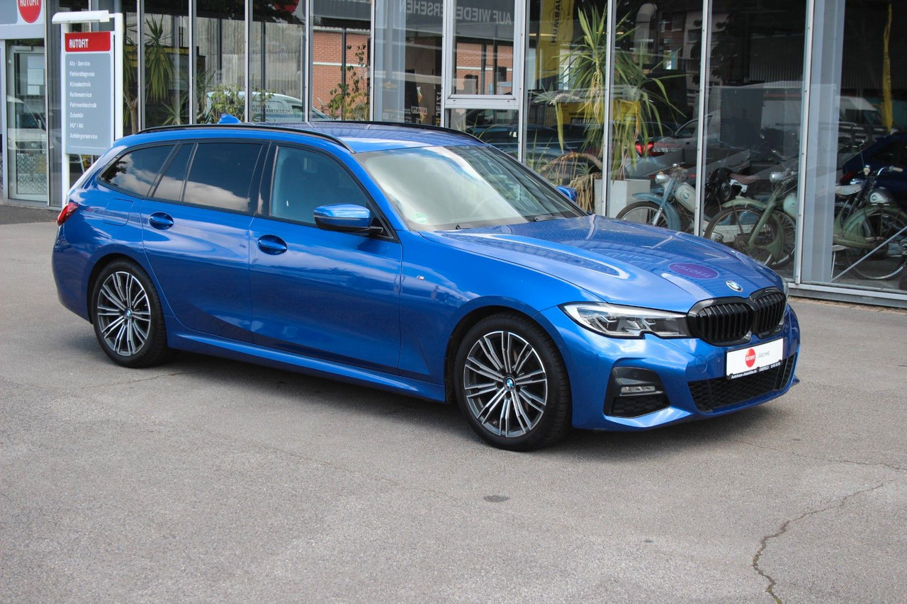 BMW 320 Touring d M Sport Laser Alcantara Harman Kar - Voiture: photos 1 BMW 320 Touring d M Sport Laser Alcantara Harman Kar - Voiture: photos 1