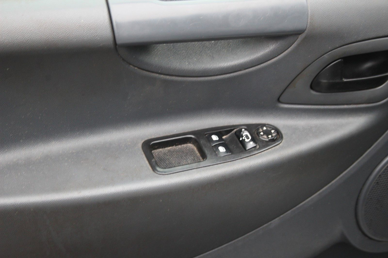 Fiat Scudo Multicab L2H1 130 Multijet 5Sitze Klima - Fourgonnette, Utilitaire double cabine: photos 4 Fiat Scudo Multicab L2H1 130 Multijet 5Sitze Klima - Fourgonnette, Utilitaire double cabine: photos 4