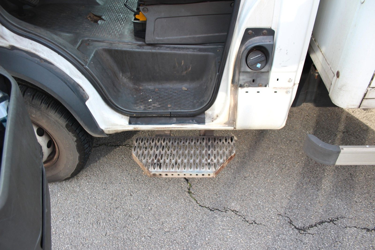 Iveco Daily 70C17 Koffer - Fourgon grand volume: photos 5 Iveco Daily 70C17 Koffer - Fourgon grand volume: photos 5