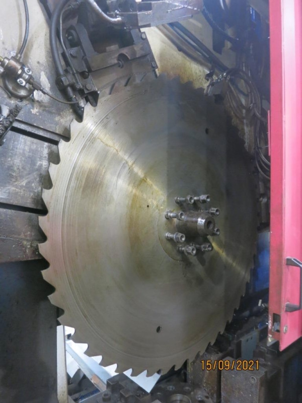 FRAMAG KKS 1250 - Machine à métaux: photos 3 FRAMAG KKS 1250 - Machine à métaux: photos 3