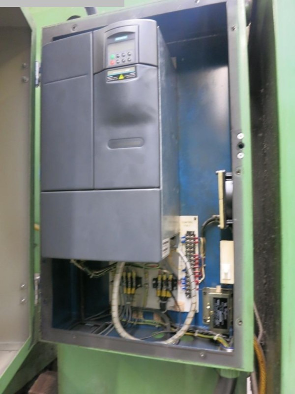 HURCO - Centre d'usinage: photos 5 HURCO - Centre d'usinage: photos 5