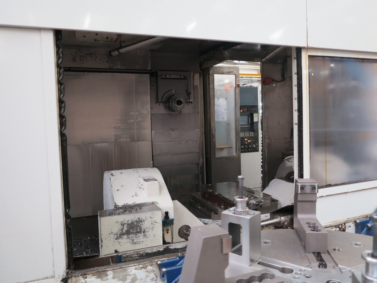 SCHARMANN CNC - Centre d'usinage: photos 2 SCHARMANN CNC - Centre d'usinage: photos 2