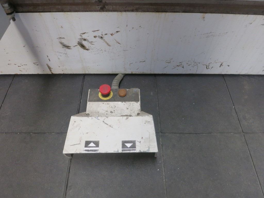 TRUMPF Trubent 3120 - Presse plieuse: photos 3 TRUMPF Trubent 3120 - Presse plieuse: photos 3