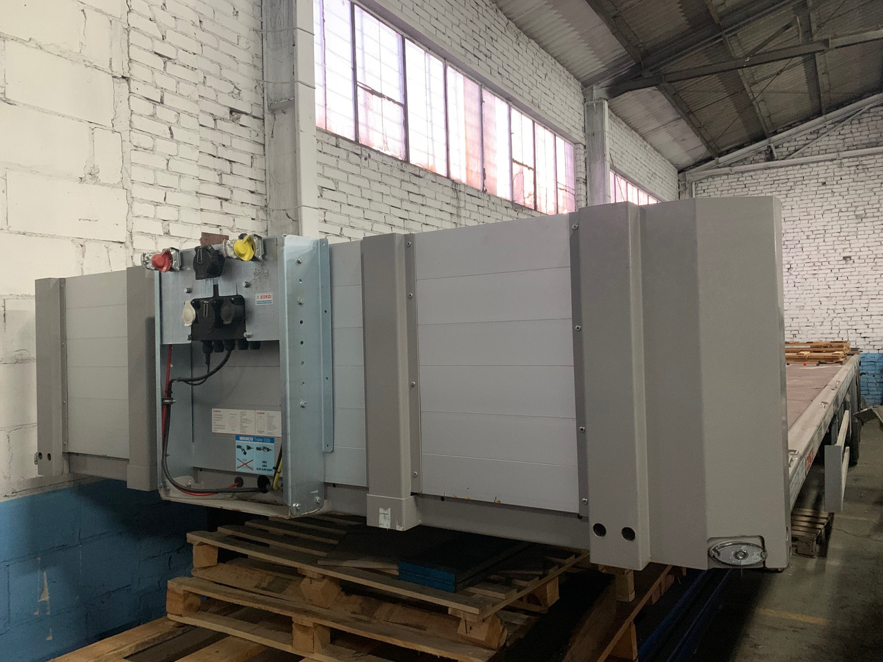 Semi-remorque plateau ZORZI 38S Platforma Standard, 2019 jak NOWA: photos 15