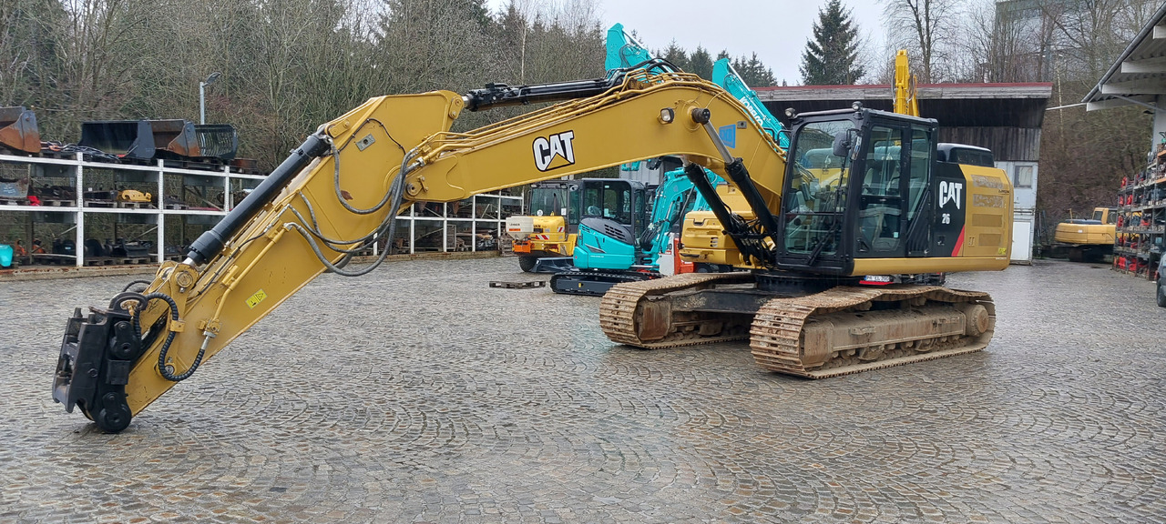 CATERPILLAR 326F - Pelle sur chenille: photos 2 CATERPILLAR 326F - Pelle sur chenille: photos 2