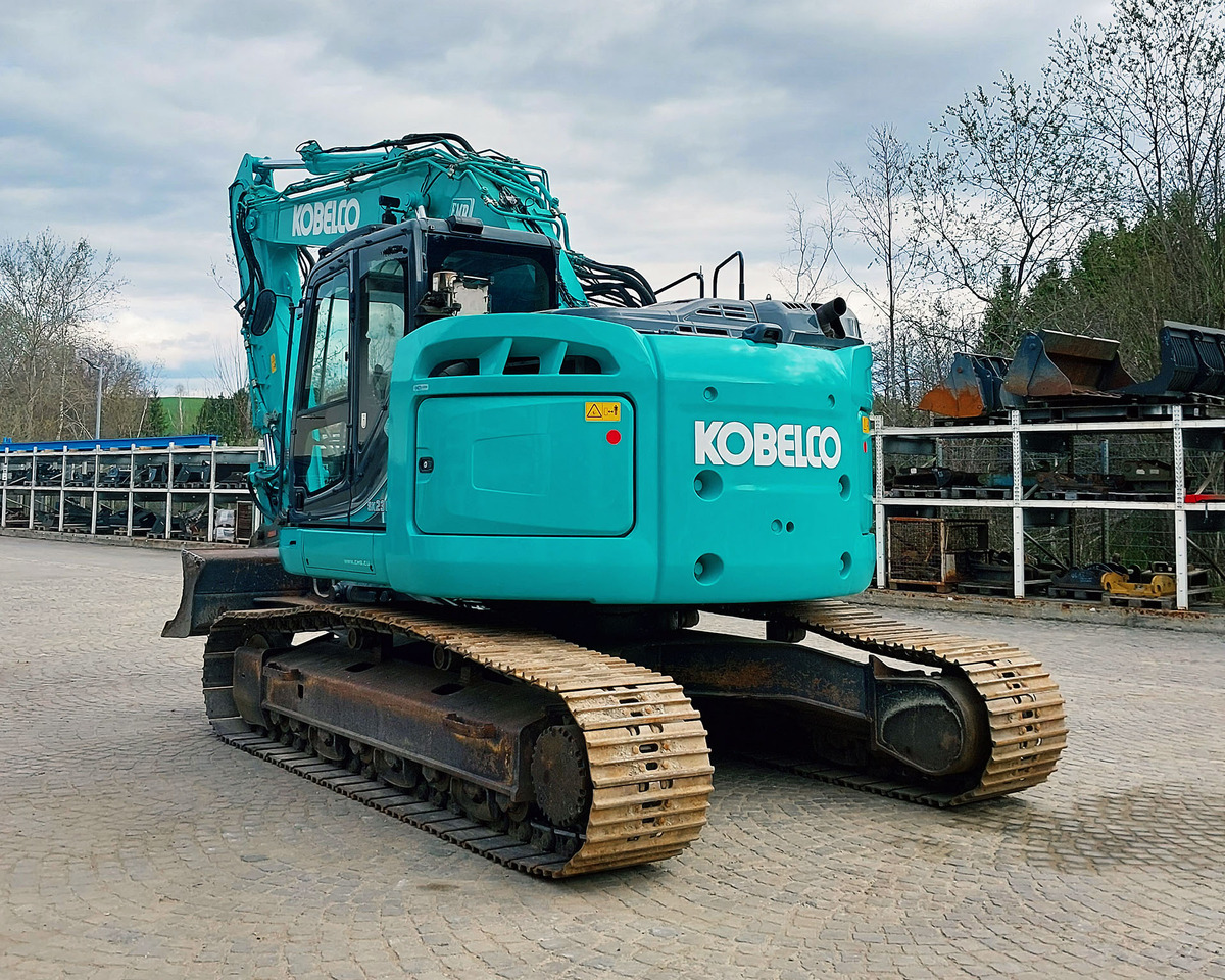 Kobelco SK230SRLC-5 - Pelle sur chenille: photos 3 Kobelco SK230SRLC-5 - Pelle sur chenille: photos 3