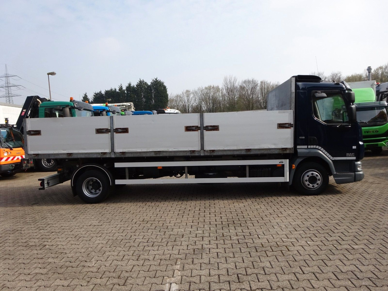 Camion benne neuf DAF LF 45.210 Kipper 4x2: photos 13