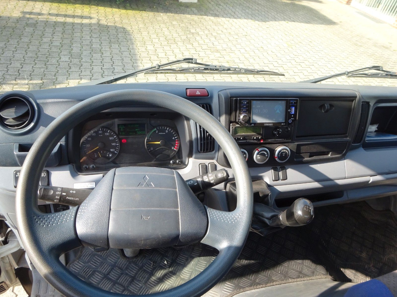 Utilitaire plateau neuf FUSO CANTER  7C15 Pritsche 4x2: photos 15 Utilitaire plateau neuf FUSO CANTER  7C15 Pritsche 4x2: photos 15