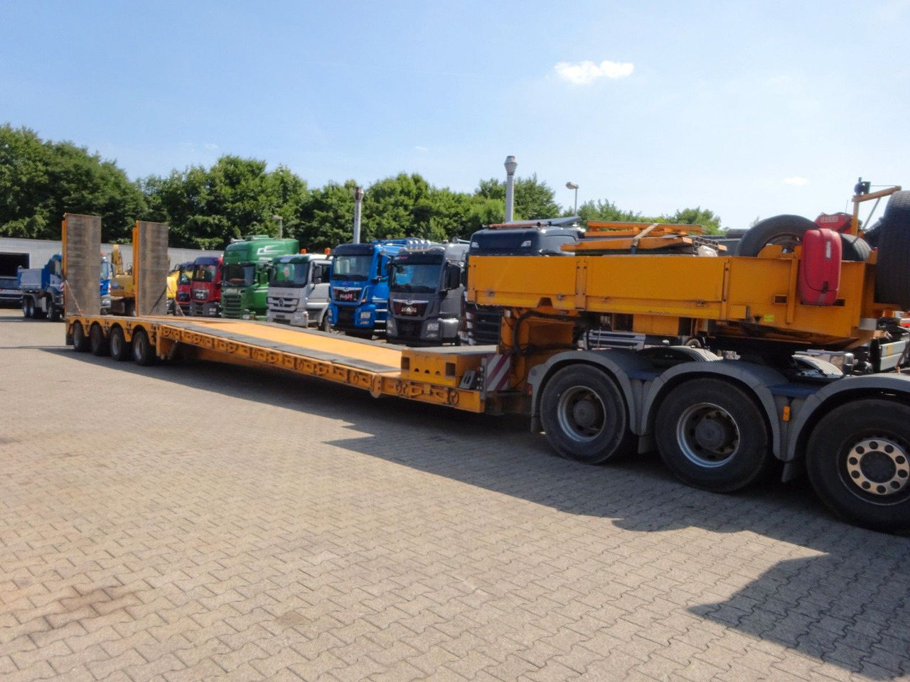 Semi-remorque surbaissé Faymonville 4 Achser Tiefbett abnehmbarem S-Hals ausziehbar: photos 16