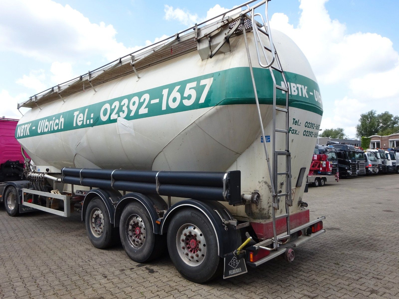 Feldbinder EUT 49.3 Silo für Staub u. Rieselgüter ca. 50m³ - Citerne pulvérulente: photos 3 Feldbinder EUT 49.3 Silo für Staub u. Rieselgüter ca. 50m³ - Citerne pulvérulente: photos 3