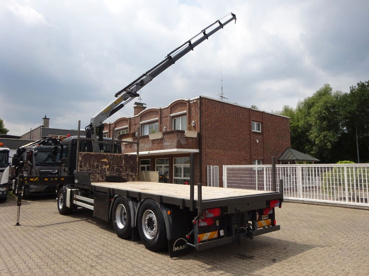 MAN 26.360 TGS Pritsche + PK 16502 Kran 6x2 - Camion grue: photos 5 MAN 26.360 TGS Pritsche + PK 16502 Kran 6x2 - Camion grue: photos 5