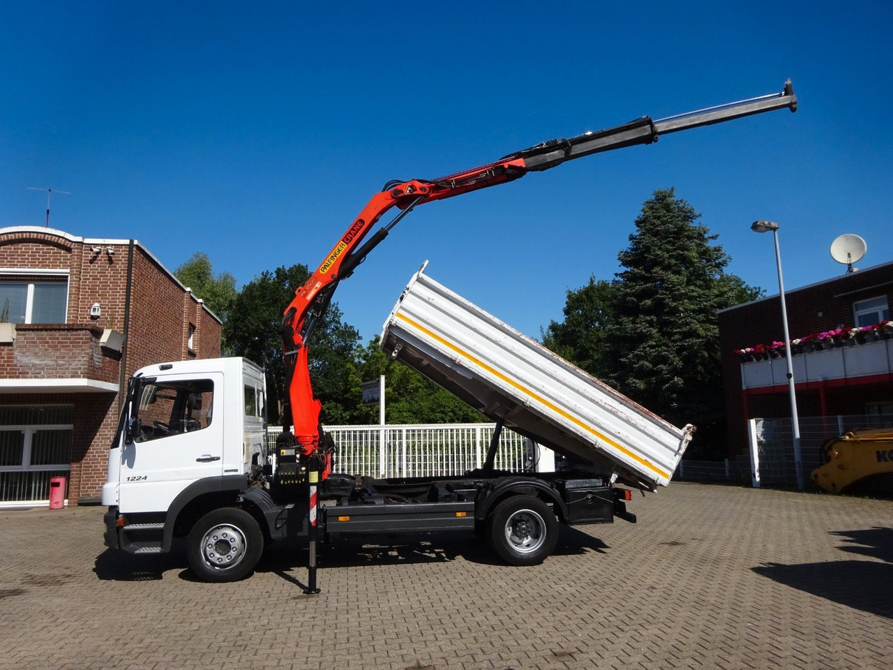 Mercedes-Benz 1224 Atego MEILLER 3Skipper + PK 8500 Kran - Camion benne, Camion grue: photos 2 Mercedes-Benz 1224 Atego MEILLER 3Skipper + PK 8500 Kran - Camion benne, Camion grue: photos 2